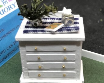 Dolls House Luxury Dressed 1/48th chest of drawers -