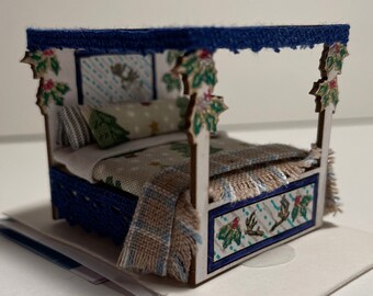 Dolls House Miniatures ( 1/48th - 1:48 - 1/4" - Quarter Inch Scale )  - 4 Poster Bed - FROSTY (CHRISTMAS RANGE)