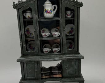 Dolls House Miniatures - Shabby Chic Dresser / Hutch ( 1:12 1/12th 1 inch )