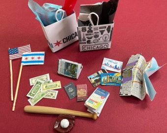 Dolls House Miniatures - 1/12th World Series travellers set - Chicago