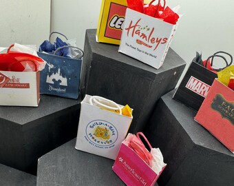 Dolls House Miniatures- 1/12th Shopping Bags x8 - SET 20 - Toys