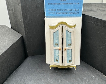 DOLLS HOUSE MINIATURES - 1/48 - 1:48 - 1/4" - Quarter Inch Scale - Cabinet