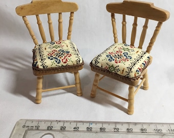 DOLLS HOUSE MINIATURES - 1/12th s/2 Pine chairs