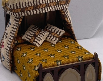 Dolls House Miniatures ( 1/48th - 1:48 - 1/4" - Quarter Inch Scale ) -  Half Tester Bed  - Joan