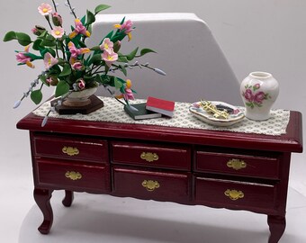 Dolls House Miniatures - 1/12th Mahogany Sideboard