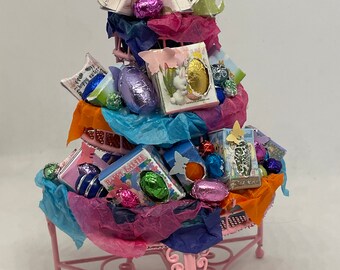 Dolls House Miniatures - 1/12th Easter Etagere
