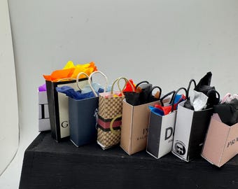 Dolls House Miniatures- 1/12th Shopping Bags x8 - SET 13 - Fashion