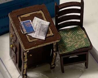 Dolls House 1/48th - Davenport Desk / Chair