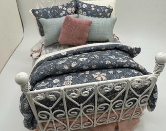 Dolls House Luxury Dressed 1/12th - 1:12 - 1 inch scale Hand Dressed Bed - Sarah (Liberty fabric)