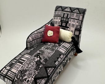 Dolls House Miniatures - 1/12 Chaise - Liberty fabric