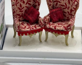 Dolls House 1/48th / 1:48 /  Quarter Scale  Desk and Chair
