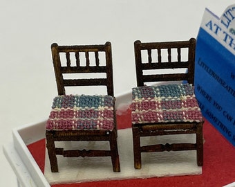Dolls House   1/48 s/2 chairs