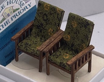 Dolls House 1/48th / 1:48 /Quarter Scale - s/2 Arts Crafts Chairs (various colours)