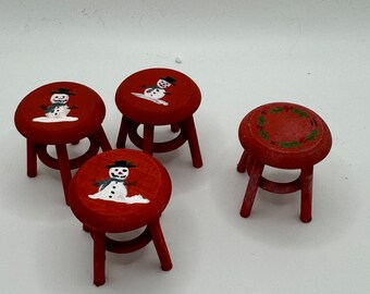 DOLLS HOUSE MINIATURES - 1/12th scale (1 inch) red Christmas stool x 1