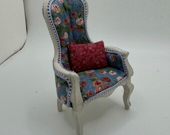 Dolls House Miniatures - 1/12th elegant regency chair x1