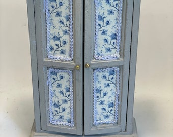 Dolls House Miniatures - 1/12th Grey & Blue Wardrobe