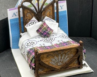 Dolls House Miniatures - Hand Made Art Deco Bed (1/48th / 1:48 / Quarter Scale )