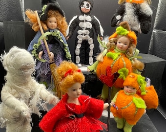 Dolls House Miniatures - 1/12th child dolls in Fancy Dress (Halloween/ Spooky) x1