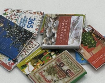 DOLLS HOUSE MINIATURES - Christmas books  x10