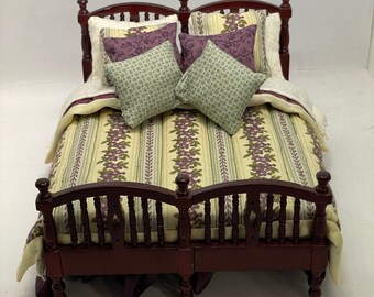 Dolls House Dressed 1/12th Double Bed - Laura