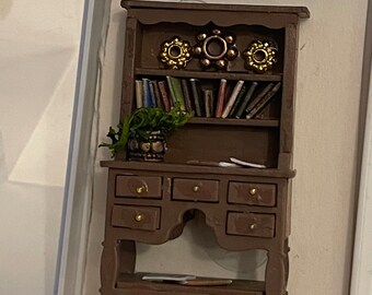 Dolls House 1/48th - Dresser / Hutch