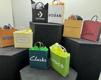 Dolls House Miniatures- 1/12th Shopping Bags x8 - SET 16 - Shoes