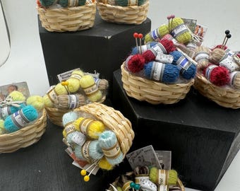 DOLLS HOUSE MINIATURES - 1/12th Knitting Basket x 1