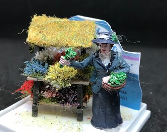 Dolls House Miniatures ( 1/48th - 1:48th - 1/4" - Quarter Inch Scale )Luxury Dressed   Flower seller -