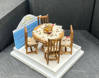 Dolls House  1/48th Table and 4 chairs