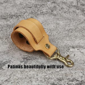 Veg-Tan Leather Glove/Scarf Holder – Swivel Clasp, D-Ring Strap Clip, Quick Release | Belt Loop & Tool Pouch Clip | Yoga Mat/Beach Towel image 7
