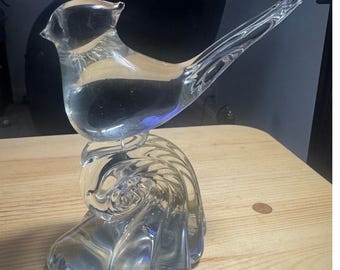 Vintage Clear Heavy Solid Glass Cardinal Figurine Swirl Base Sculpture 5.5" EUC