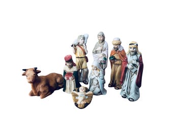 Vintage 8pc Ceramic Nativity Set Hand Painted Christmas Figurines Made in Taiwan