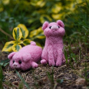 Felt Piglet | Needle Felted Pig | Miniature Felt Pigs | Felt Animal Sculptures | Felt Desk Decor