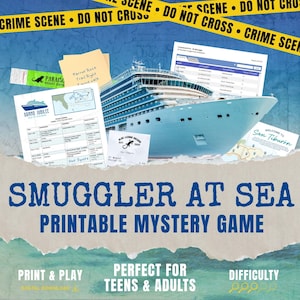 Op de afbeelding: Een digitale downloadafbeelding voor een printbaar mysteriespel getiteld "Smuggler at Sea". De afbeelding toont een cruiseschip, afzetlint en diverse aanwijzingen. Het spel wordt geadverteerd als perfect voor tieners en volwassenen.
