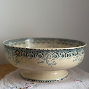 Footed Salad Bowl Home Decor French for Antique Vintage lover for Birthday/Anniversary/Wedding/Housewarming/Retirement Gift/Special Gift