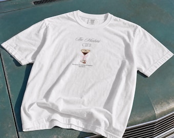 Camiseta con ilustración de copa de martini / Camiseta gráfica de cóctel