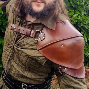 Large Heavy Leather Spaulders/Pauldrons (shoulder armor)