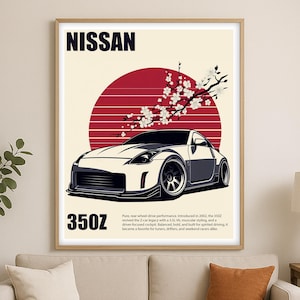 Pode incluir: Um poster emoldurado com uma ilustração de um carro Nissan 350Z branco e preto. O design inclui um sol vermelho, ramos de flores de cerejeira e os textos "NISSAN" e "350Z". O poster tem um fundo bege.