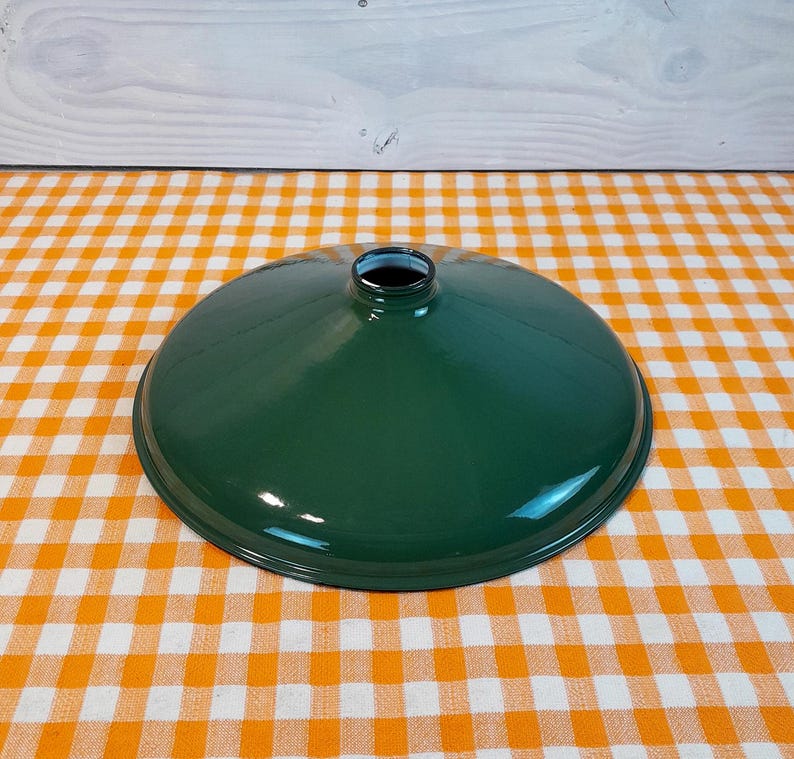 New Old Stock Authentic Original Vintage 1940s 14" Green Benjamin Porcelain Hanging Light; Vintage Porcelain Farm Lights; Vintage Porcelain Lights; Vinattage Farm Lights; Vintage Farm Light; ceiling light pendant lights; Industrial Decor; Industrialism deco Lights; Farmhouse Barn Lights; Barn Wedding Lights; Barn Light Fixture; Benjamin Lights; Gas Station Light; Gas Station Lights; Large Hanging Lights; Hanging Porcelain Light from 1950s
New Old Stock Authentic Original Made in USA 1940s