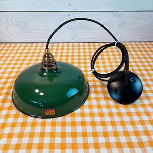 NOS 1940s Green Porcelain Pendant Light: 12&quot; Vintage Farmhouse Barn Lighting