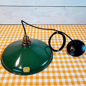 NOS 1940s Green Porcelain Pendant Light: 14&quot; Vintage Farmhouse Barn Lighting