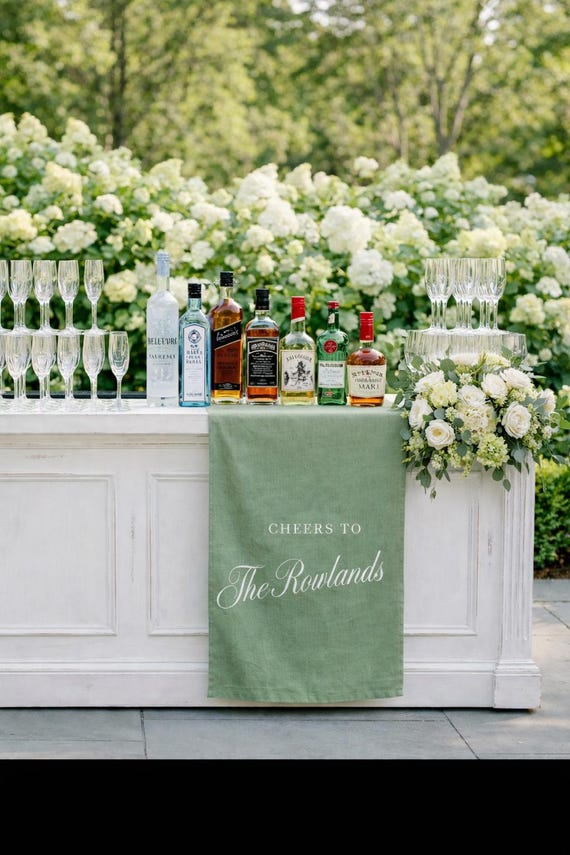 Custom Linen Wedding Bar Sign, Signature Drink Menu, Wedding Signs, Personalized Wedding Banner, Bar Menu, Wedding Decor, Fabric Signs