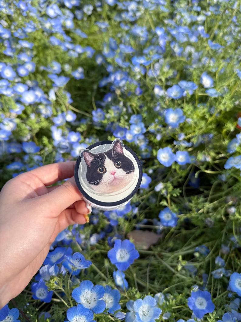 Personalized Spinning Pet Phone Grip: Custom Photo MagSafe Stand image 7