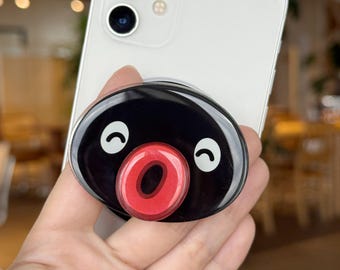 Spinning Penguin Phone Grip: Magnetic or Adhesive Resin Phone Holder