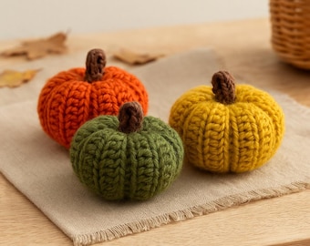 Handmade Crochet Pumpkin Plush, Mini Amigurumi Fall Toy, Tiny Knitted Pumpkin Doll, Cute Halloween Plushie, Collectible Autumn Gift Idea