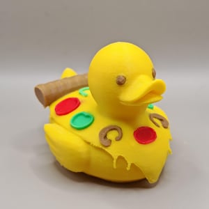 Pizza Duck: Eco-Friendly PLA Figurine