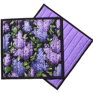 Purple Lilacs Hot Pad, handmade quilted floral potholder kitchen placemat 12&quot; x 12&quot;