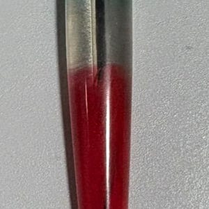 Divers stylos en résine d’époxy