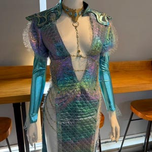 chinese dress ladies Amazon.com: Howenlthy Adult Waves Costume Cheongsam Dress Robe Suit Baldurs  Gate Halloween Cosplay Outfit Shadowheart Uniform Dress (Blue, X-Small) :  Clothing, Shoes & Jewelry
