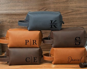 Mens Leather Toiletry Bag,Groomsmen Gifts Personalized, Custom Leather Toiletry Bag, Wedding Gift, Groomsman Best Man Gift, Anniversary Gift